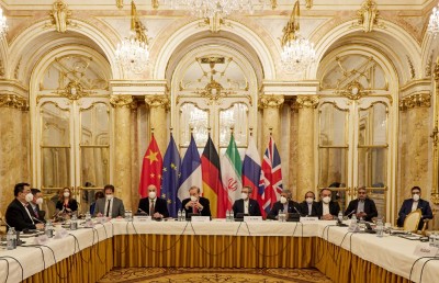 ދަތިކުރުން ހުއްޓައިލުމަކީ އީރާންގެ ޝަރުތެއް