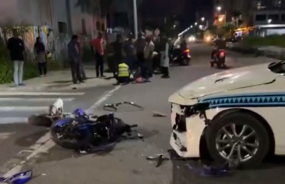 ޕޮލިސް ކާރުގައި ޖެހި ހިނގި އެކްސިޑެންޓުގައި އަނިޔާވި ޒުވާނާ އަދިވެސް އައިސީޔޫގައި