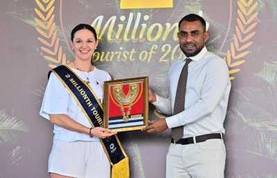 މި އަހަރުގެ ރެކޯޑާ އެކު އަމާޒަކީ އަންނަ އަހަރު ޓޫރިސްޓުން 15 ޕަސެންޓަށް އިތުރުކުރުން: މިނިސްޓަރު