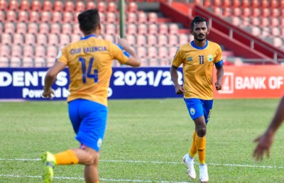 ގްރާންޑޭ އަތުން ވެލެންސިއާ އަށް އުނދަގޫ މޮޅެއް