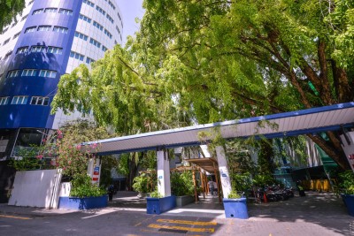 ތޫނު އެއްޗަކުން ހަމަލާދީ ޒަޚަމްކޮށްލި މީހަކަށް ފަރުވާދެނީ