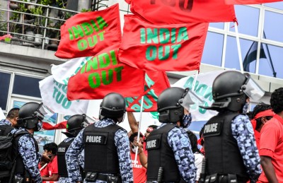 އިންޑިއާ އައުޓް ގޮވަނީ އެހީތަކާ ހެދި ޔާމީންގެ ހިތަށް ކެތްނުވެގެން: އެމްޓީޑީ