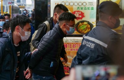 ނޫސްވެރިން ހައްޔަރުކުރުމާ އެކު ހޮން ކޮންގުގެ މިނިވަން ނޫސް ބަންދު