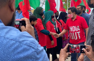 އިންޑިއާ އައުޓް ގޮވަނީ އެހީތަކާ ހެދި ޔާމީންގެ ހިތަށް ކެތްނުވެގެން: އެމްޓީޑީ