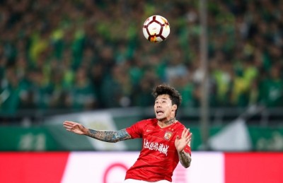 ޗައިނާގެ ގައުމީ ޓީމްގެ ކުޅުންތެރިން ޓެޓޫ ޖެހުން މަނާކޮށްފި