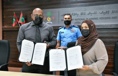 ދިގު އިންތިޒާރެއްގެ ނިމުން: ސިފައިންނާއި ފުލުހުންގެ ފްލެޓްތައް 8 މަހުން ނިންމަން ހަވާލުކޮށްފި