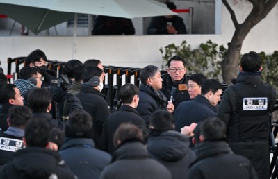 ސެކިއުރިޓީން ހުރަސްއެޅުމުން ދެކުނު ކޮރެއާގެ ރައީސް ހައްޔަރެއް ނުކުރެވުނު