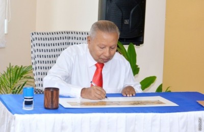 އަގުހުރި ހިދުމަތްތެރިންތަކެއް ވަކިވި އަހަރެއް