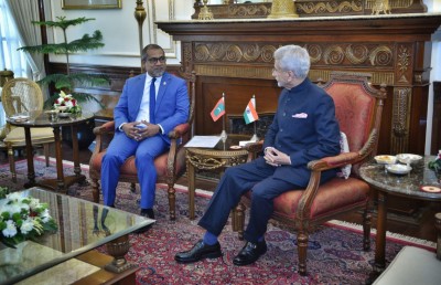 ރަށްރަށުގައި މަޝްރޫއުތަކެއް ހިންގަން އިންޑިއާއާ އެކު ސޮއިކޮށްފި