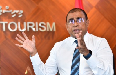 ބޮޑެތި ކާމިޔާބީތަކާ އެކު ޓޫރިޒަމް "ރަން އަހަރަށް"