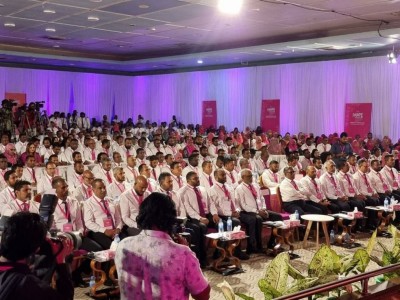 ޕީޕީއެމްގެ "ހޯޕް ކޮންފަރެންސް" ހާހަކަށްވުރެ ގިނަ މަންދޫބުންނާއެކު ފަށައިފި