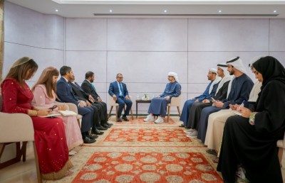 ފޮރިން މިނިސްޓަރު ޚަލީލް، ޔޫއޭއީގެ ޑެޕިއުޓީ ޕްރައިމް މިނިސްޓަރާ ބައްދަލު ކުރައްވައިފި