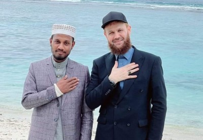 ޑރ. މާލާ އަލީ މަހުމޫދު، ގަވާއިދާ ޚިލާފަށް ރާއްޖޭގައި ފަރުވާދިން މައްސަލަ ބަލަނީ