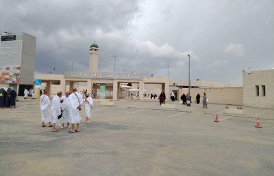 ހާލުގައި ޖެހުނު އުމްރާވެރިން ހޮނިހިރު ދުވަހު ރާއްޖެ ގެންނަނީ