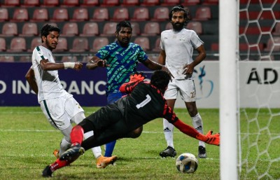 ސަސް ބަލިކޮށް، ގްރީން ހަމަޖެހިލައިފި