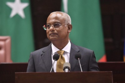 ރައީސް ދެއްވީ މަރުކަޒުވެފައި އޮތް ސިއްހީ ޚިދުމަތް ފަތުރާލާނެ ކަމުގެ އުންމީދު