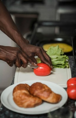 ކެއިންބުއިމުގެ ގޯސް އާދަތައް؛ އަހަރެމެން ނުރައްކަލެއްގައި!