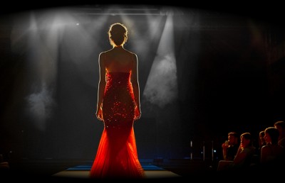 ބީއެމްއެލް މާސްޓަކާޑު ބޭނުންކޮށްގެން ލަންކާ ފެޝަން ވީކަށް