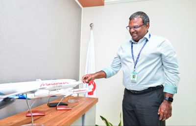 އިޔާސް: އާމްދަނީ ތިން ބިލިއަނަށް އަރުވައި، އައިއޭއެސް ބަދަލުކޮށްލުމުގެ އަޒުމްގައި