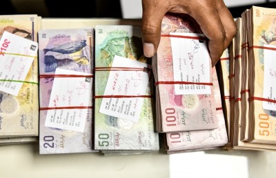 ސްޓޮކް މަދުވުމުން 100 ރުފިޔާގެ ނޫޓު އަލުން ޗާފުކޮށްފި