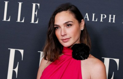 ޖޭމްސް ބޮންޑްގެ ފިލްމަކަށް ގަލް ގެޑޯ އޮޑިޝަން ހެދި