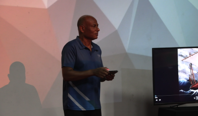 ބޮޑުތަކުރުފާނުގެ ހަޔާތްޕުޅުގެ މައްޗަށް ބިނާކޮށްފައިވާ ރޭޑިއޯ ޑްރާމާއެއް ރޯދަ މަހު ނެރެނީ