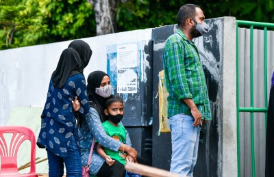 ޓެސްޓު ހަދަން ތިން މައިން ކިއޫގައި ތިން ގަޑިއިރު!