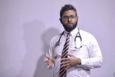 ބިންހެލުމުގައި ހާލުގައި ޖެހިފައިތިބި މީހުންނަށް އެހީވުމަށް ޑރ. މުހައްމަދު އަލީ ތުރުކީއަށް