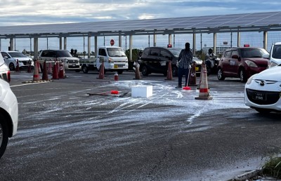 އަނެއްކާވެސް ޕިކަޕަކުން ކުލަ ފާޓާތަކެއް ވެއްޓި މަގެއްގައި "ކުލަ ލެވިއްޖެ"