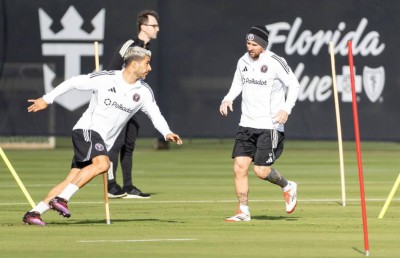 މަޝެރާނޯގެ ކޯޗުކަމުގެދަށުން މެސީ ފުރަތަމަ ފަހަރަށް ކުޅެން ތައްޔާރު