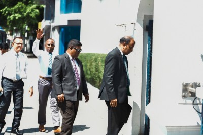 ރައީސްގެ މަގާމުގައި ހުރީ ކާކުކަން ޔަގީން ނުވާކަމަށް ބުނެ އަނެއްކާވެސް ސުޕްރީމް ކޯޓަށް