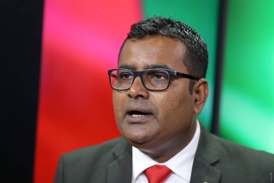 އެއްޖިންސުން ގުޅުން ނުހިންގާކަން ސާބިތުކޮށްދިނުމަށް ކާނަލް ނަޝީދު ހެކި ހުށަހަޅައިފި