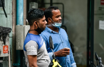 ކެފޭއެއް ފިހާރައެއް މިހާރު ވަތްކެއް ނުވޭ، ފިހާރަތަކުގައި ވެސް ބަތްގަނޑާއި ހެދިކާ!