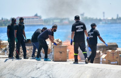 ޑްރަގް އެތެރެކުރި ޕާކިސްތާނުގެ މީހަކު "މަރުވާން" ހިތަށް އަރާތީ ރަނގަޅަށް ބަލަހައްޓަން އަންގައިފި