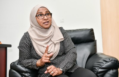 ފާމަސީތަކުގެ ދެކޮޅު ހެދުންތަކާ އެކު ބޭހުގެ އަގު ކޮންޓްރޯލެއް ނުވި!