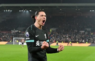 ލިވަޕޫލަށް ތިން ޕޮއިންޓް، އާސެނަލަށް މާޔޫސްކަން