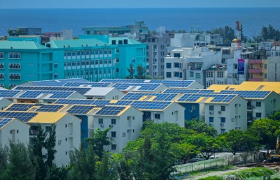 ފްލެޓާއި މުދާ ހޯދަނީ ދެމަފިރިން، ވަރިއަށް ފަހު އެކަކު ހުސްއަތާ!؟