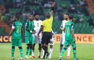 އެފްރިކަން ކަޕް: ކޮމޯރޮސް އިން ގާނާ ކަޓުވާލައިފި