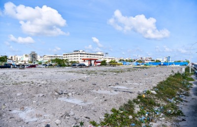 ތިލަމާލެ ބްރިޖުގެ މަސައްކަތަށް އިންޑަސްޓްރިއަލް ވިލެޖުގެ ބިމެއް ހުސްކޮށްފި