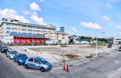 ތިލަމާލެ ބްރިޖުގެ މަސައްކަތަށް އިންޑަސްޓްރިއަލް ވިލެޖުގެ ބިމެއް ހުސްކޮށްފި