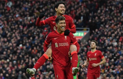 ލިވަޕޫލް ދެވަނައަށް، ލީޑްސް އިން ވެސްޓް ހޭމް ބަލިކޮށްފި