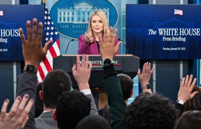 ޓިކްޓޮކާއި ޕޮޑްކާސްޓް ހަދާ މީހުންނަށް ވެސް ވައިޓް ހައުސްގެ ޕްރެސްތަކުން ފުރުސަތު ދެނީ