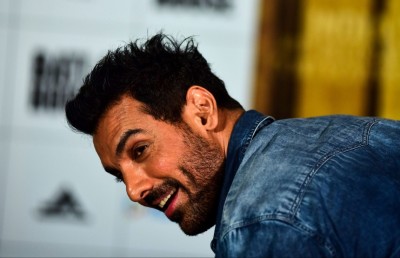 ޖޯން ފިލްމު ކުޅޭ އަގު ދެ މިލިއަން ޑޮލަރަށް ބޮޑުކޮށްފި