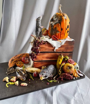 ފުޅައެޅި މޭވާ އާއި ތަރުކާރީން ރަން ވަނައެއް!