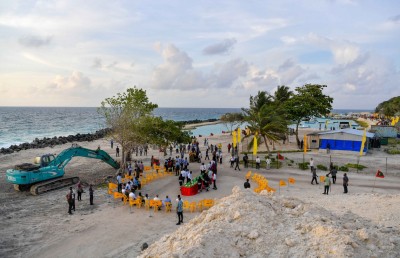 ނުފޫޒުގެ ތުހުމަތަށް ސަރުކާރުން ދެއްކީ ކޮމަންޑޫ ދާއިރާގައި ހިނގާ 25 މަޝްރޫއު