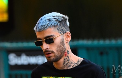 ޒޭން ތުނބުޅި ދިގުކޮށްލައި، އެހެން ސިފައެއްގައި