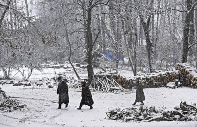 ގޮތް ނޭނގޭ "ބައްޔަކުން" އިންޑިއާގައި 17 މީހަކު މަރުވުމުން ތަހުގީގުުކުރަނީ