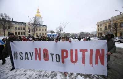 ފޮޓޯއަކަށް ލައިކެއް ދިނުމުން 350 ޑޮލަރުން ޖޫރިމަނާކޮށްފި