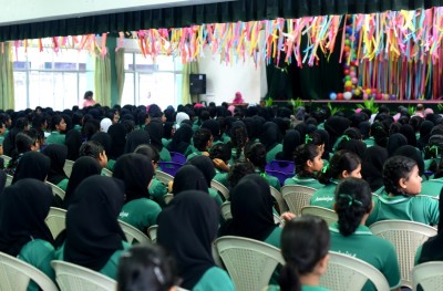 މޫނުބުރުގާ އަޅައިގެން ކިޔަވައިދިނުން އަނެއްކާ ވެސް މަނާކޮށްފި!