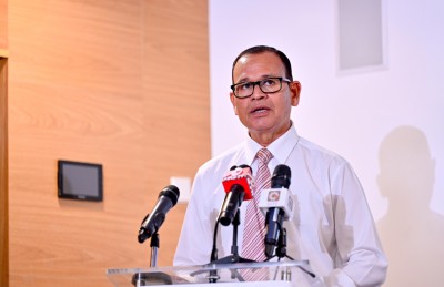 ލާމަރުކަޒީ ނިޒާމު ހަރުދަނާ ކުރަން އެންމެ މުހިންމީ ކައުންސިލްތައް މާލީގޮތުން ބާރުވެރިކުރުން: އާދަމް ޝަރީފް